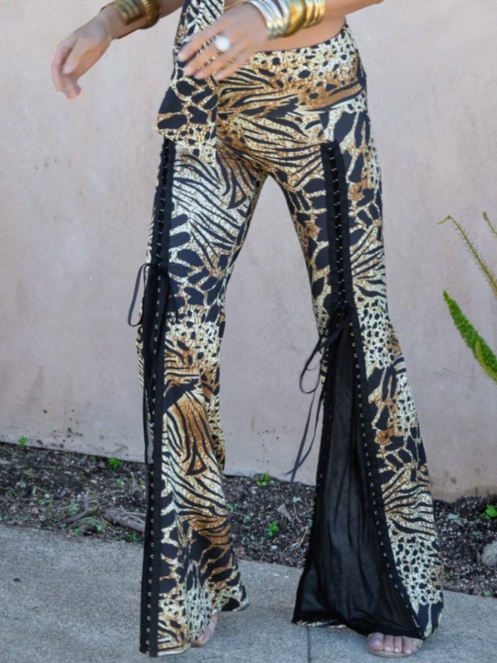 Temple Ro Hendrix Bell Bottom Lace Up Pant - Picture 11 of 13